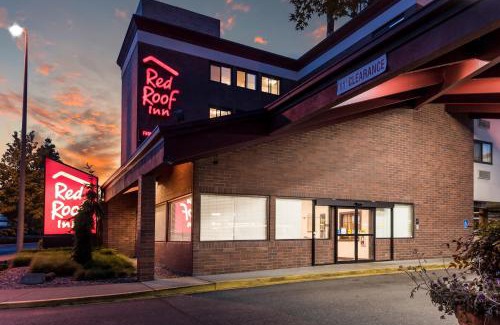 SeaTac Hotel | Red Roof Inn Seattle Airport - SEATAC