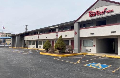 Somerset Hotel | Red Roof Inn Somerset, PA