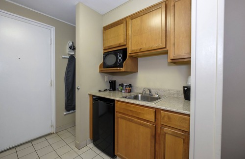 Herkimer Hotel | Red Roof Inn & Suites Herkimer
