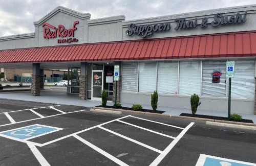Wilkesboro Hotel | Red Roof Inn & Suites Wilkesboro