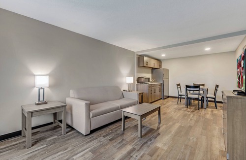 Wilkesboro Hotel | Red Roof Inn & Suites Wilkesboro