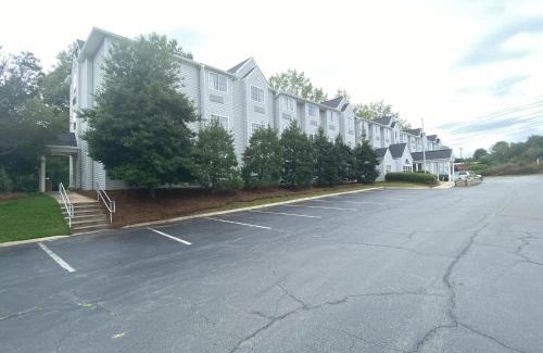 Winston - Salem Hotel | Red Roof Inn Winston-Salem