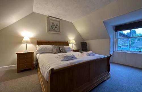 Strathtay Apartment | Red Squirrel Cottage