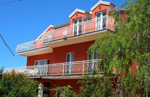 Kastel Stafilic Apartment | Red Sunset Apartments