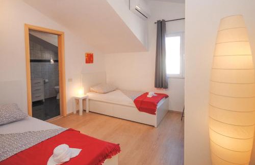 Kastel Stafilic Apartment | Red Sunset Apartments