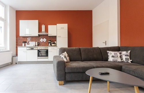 Wernigerode Old Town Apartment | Red vacation apartment in the old pharmacy