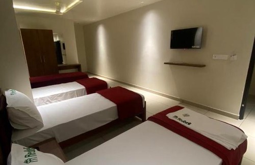 Malappuram Hotel | Redbell Suites Kizhisseri