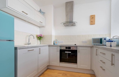 Bishopston Apartment | Redcliffe Apartment L