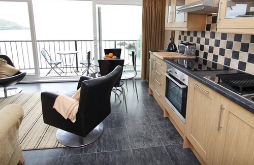 Bishopston Apartment | Redcliffe Apartments C