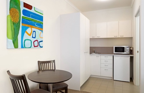 Redcliffe Hotel | Redcliffe Motor Inn