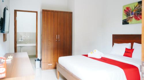 Mataram House | RedDoorz at Ampenan Mataram Lombok