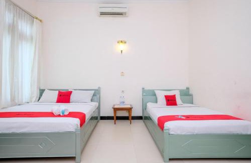 Sinduharjo Hotel | RedDoorz at Savitri Hotel