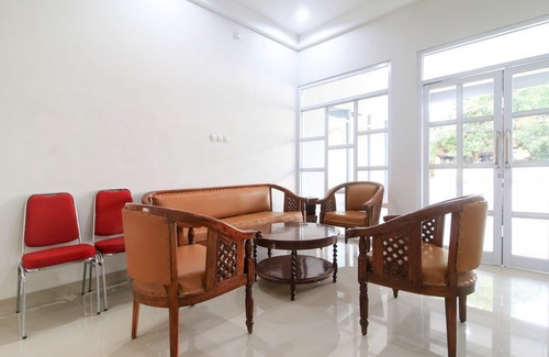 Klaten Selatan House | RedDoorz near Klaten Train Station