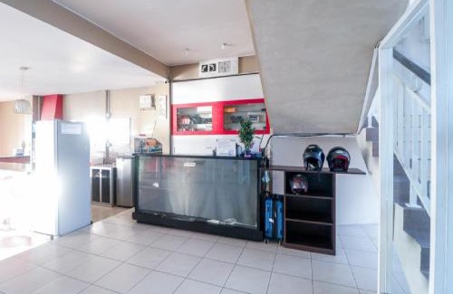 Balikpapan House | RedDoorz near Terminal Batu Ampar