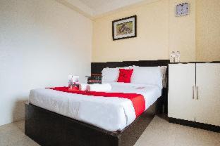 Bangkal Hotel | RedDoorz Plus at Evangelista Street Makati