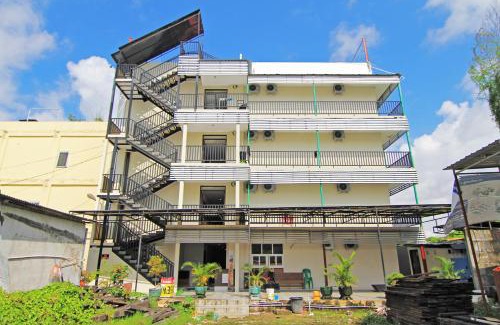 Balikpapan Hotel | RedDoorz Plus at Pelita Guest House Balikpapan