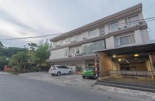 Balikpapan Hotel | RedDoorz Plus near Sepinggan Airport 3 Balikpapan