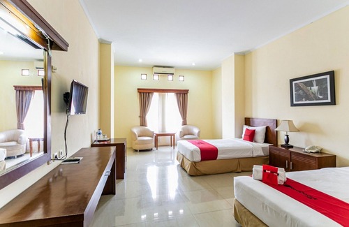 Karanganyar House | RedDoorz Plus near Alun Alun Karanganyar