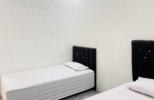 Binjai Hotel | RedDoorz Syariah @ Binjai Timur