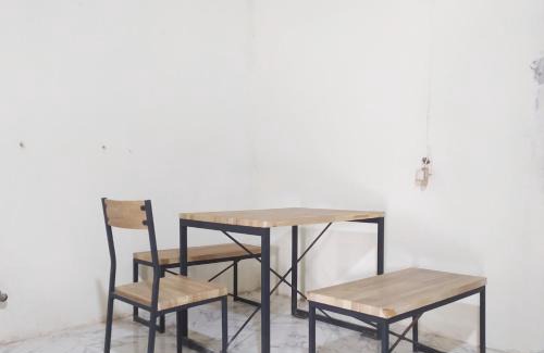 Java Hotel | RedDoorz Syariah near Exit Tol Bojong Pekalongan