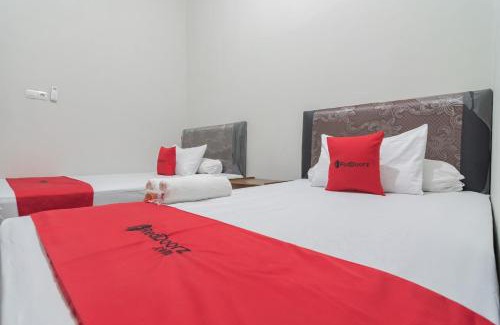 Samarinda Hotel | RedDoorz Syariah near Jalan Jakarta Samarinda
