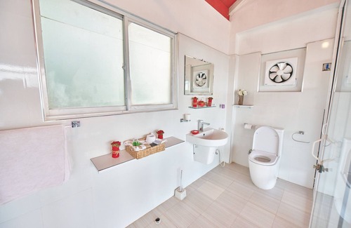 Tennekumbura Hotel | Redhill Kandy