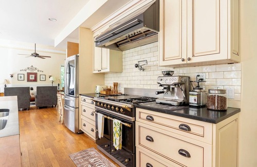 Union Hill-Novelty Hill House | Redmond Hill Retreat m/s Woodinville/Downtown