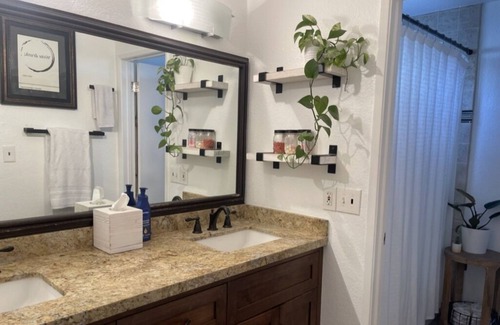 North Redondo House | Redondo Beach Retreat 1 Mile to the Sand! Large, Modern & Convenient. Pets ok!