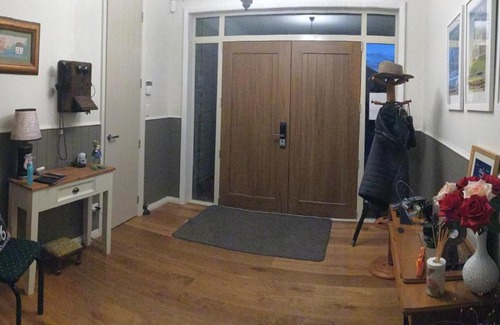Cambridge Bed & Breakfast | Redoubt Retreat
