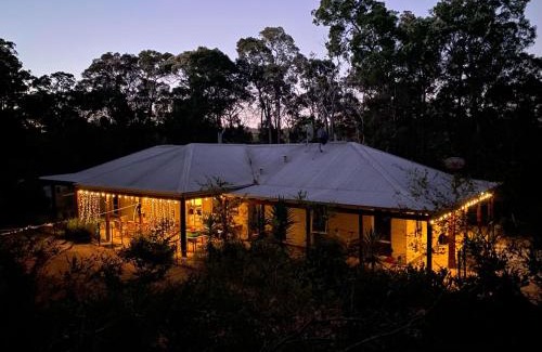 Carlotta House | Redtail House - Carlotta