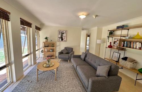 Carlotta House | Redtail House - Carlotta