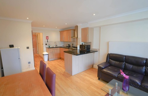 Waterloo Apartment | REDUCED RATE - Modern 2 Bed Outlooking Central London Views