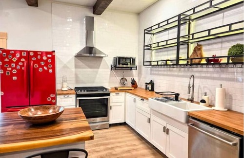 Redway House | Redwood Retreat