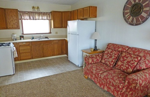 Ferndale Hotel | Redwood Suites