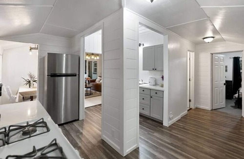 Brookdale House | Redwoods near Los Gatos and Santa Cruz beach