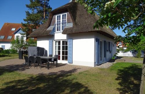 Peenemuende House | Reetdachhaus direkt am Meer für 6 Personen!