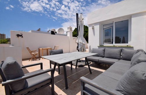 Torreblanca Ski Chalet | Ref 290: Townhouse with roof terrace ,pool sea view,& easy walk to the beach.