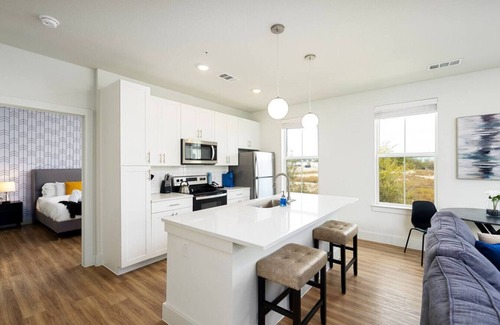 Pflugerville Apartment | Refined Living in a Vibrant Locale – Dream Stay