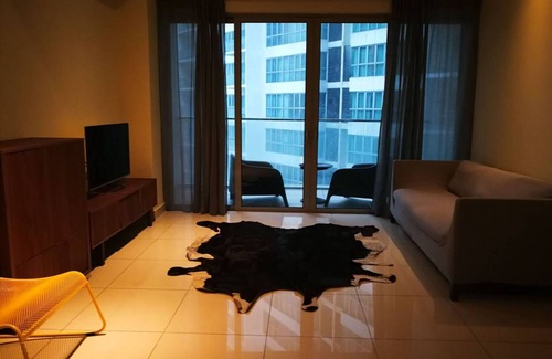 Chow Kit Apartment | Regalia Stylish 3 bedroom Apartment