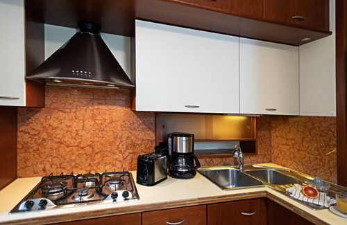 Bardolino Apartment | Regarda - "Il Borgo 48" with 3 bedrooms, 2 bathrooms, garage in Bardolino city center