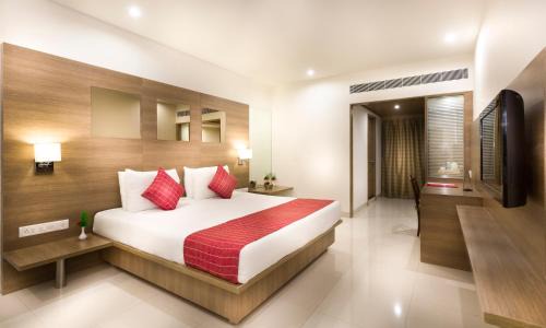 Arakkonam Hotel | Regency Tiruttani by GRT Hotels