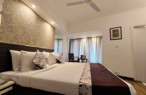 Shivaji Nagar Hotel | Regenta Place Bangalore, Cunningham Road