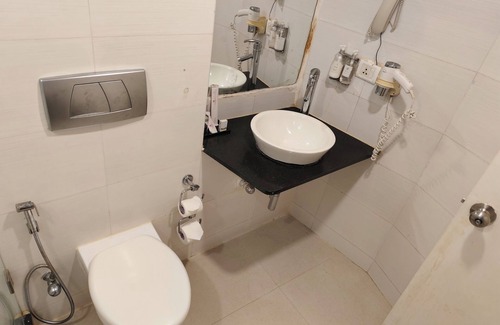 Shivaji Nagar Hotel | Regenta Place Bangalore, Cunningham Road