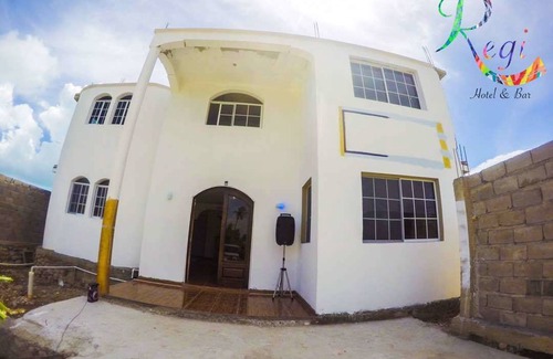 Les Cayes Hotel | Regi Hotel & Bar
