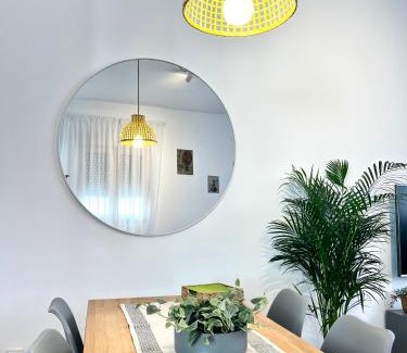 Capuchinos House | Regimiento 2, center, new, quite, parking on request, RG