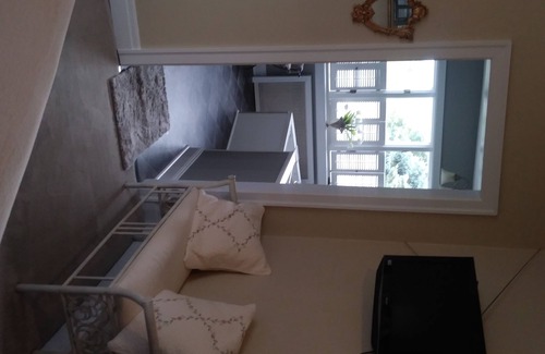 Moosic House | Regina house tea room guest house