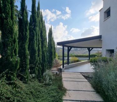 Karmiel Apartment | Reimond's place - Nahal Hilazon נחל חילזון