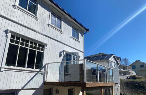 Reine House | Reine Retro Villa - Cozy Villa With a Fantastic View
