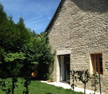 Cunfin House | Relais de la Fontaine - Maison de charme