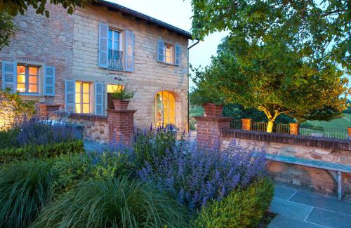 Grazzano Badoglio House | Relais di Tenuta Santa Caterina B&B